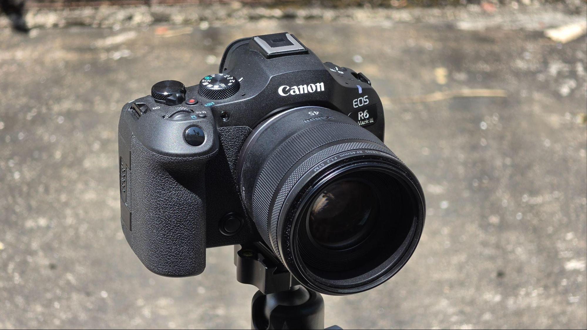 Canon EOS R6 Mark III