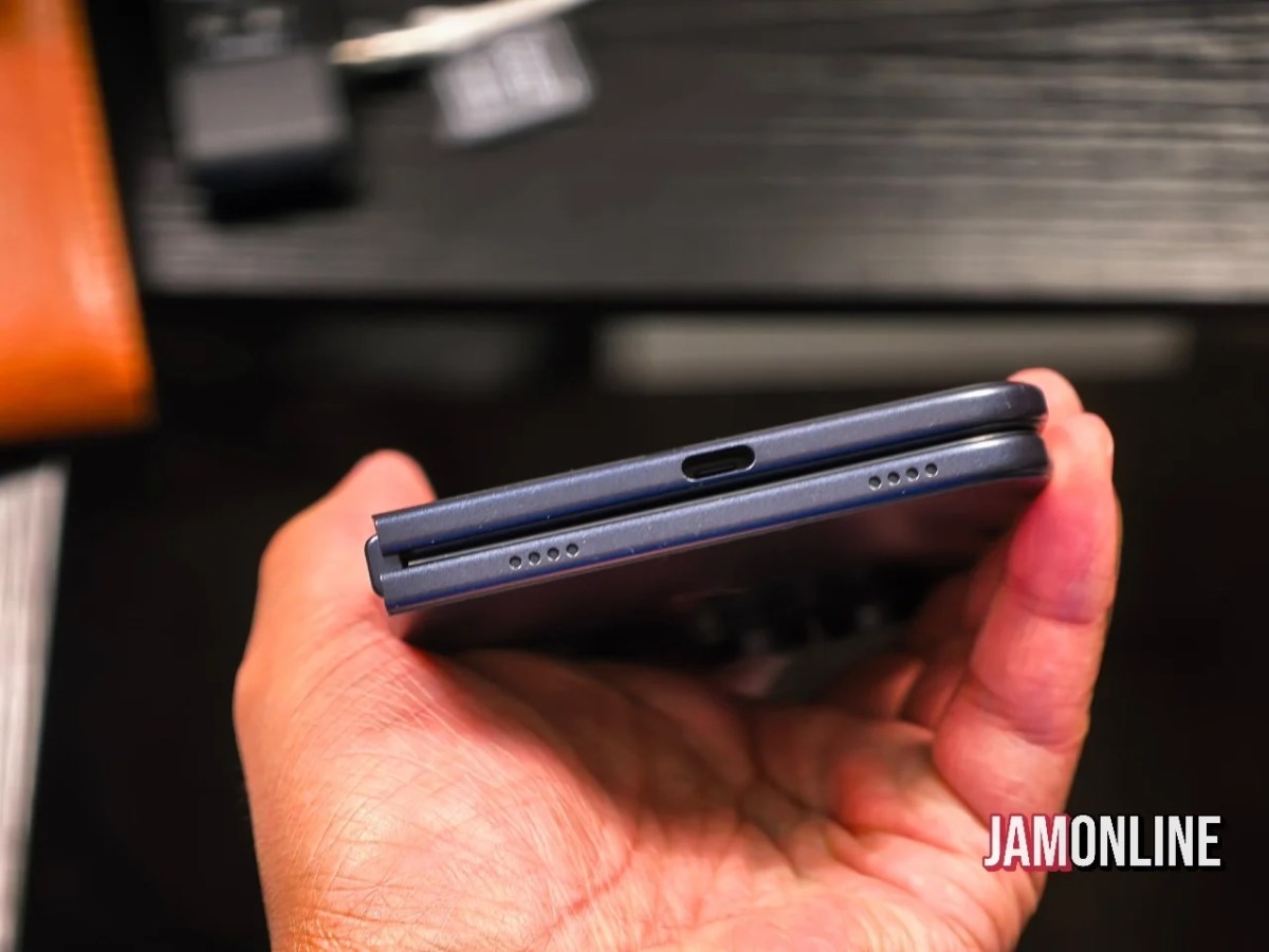 iPhone Fold (Dummy)
