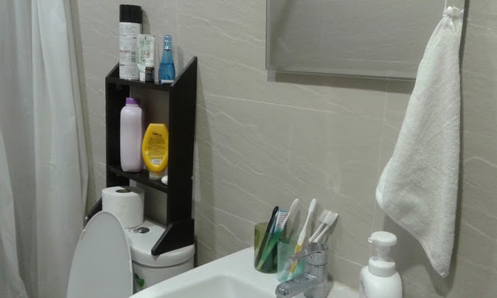 DIY ชั้นวางของไม้บนชักโครก สำหรับห้องน้ำพื้นที่น้อย