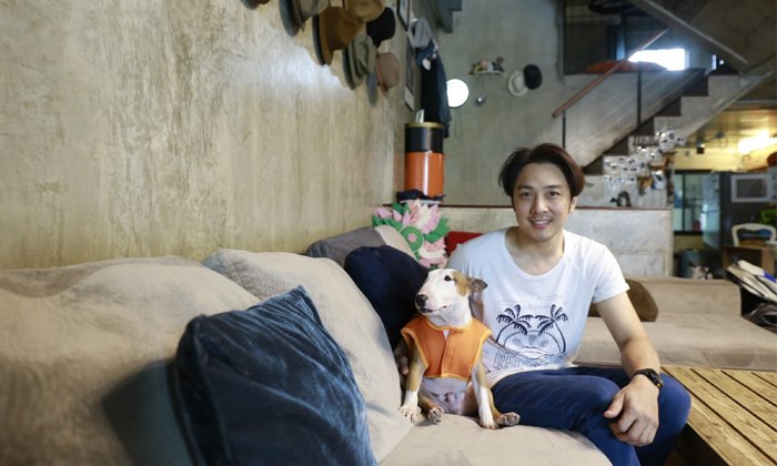 เปิดบ้านสไตล์ลอฟท์ สถานที่แห่งแรงบันดาลใจของ “หนึ่ง ETC.” หรือหน้ากากแพนเค้ก