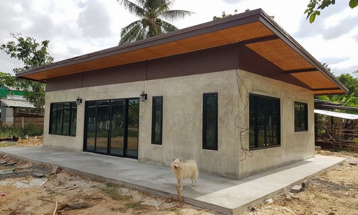 แบบบ้านชั้นเดียวสไตล์โมเดิร์น แต่งผนังปูนเปลือยสวยดิบ 2 ห้องนอน 1 ห้องน้ำ พื้นที่ใช้สอย 60 ตร.ม.