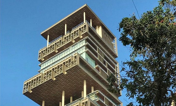 “Antilia” คฤหาสน์สุดแพงของมหาเศรษฐีอินเดีย มีโรงภาพยนตร์ 50 ที่นั่ง พร้อมลานจอดเฮลิคอปเตอร์