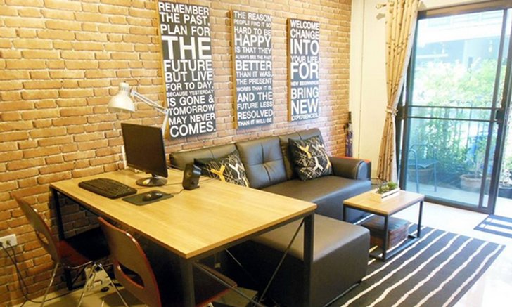 พาชม DIY ตกแต่งห้องในสไตล์โมเดิร์นลอฟท์ แบบประหยัด และเน้นทำเอง