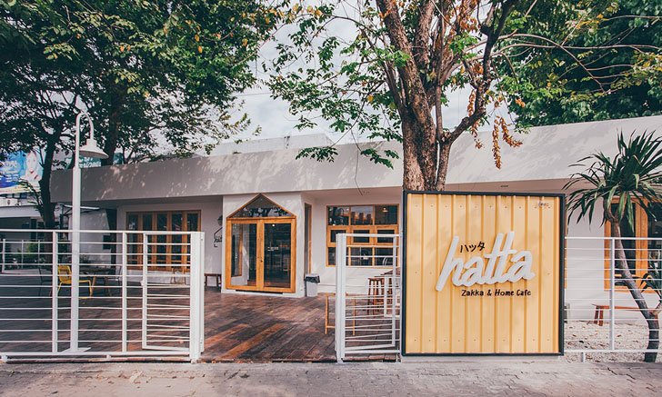 Hatta Zakka & Home Cafe คาเฟ่สีขาวสไตล์ Zakka ในบรรยากาศอบอุ่น บนถนนพระราม 2