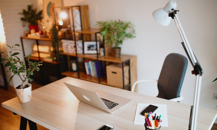 จัดฮวงจุ้ยพื้นที่ทำงานที่บ้านอย่างไร ให้ Work from Home ไม่สะดุด