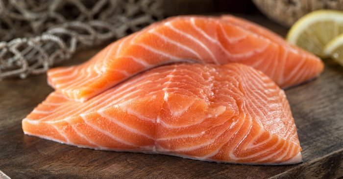 วิธีเลือกเนื้อปลาแซลมอน ให้ได้ประโยชน์เต็มขั้น พร้อมอร่อยฟิน