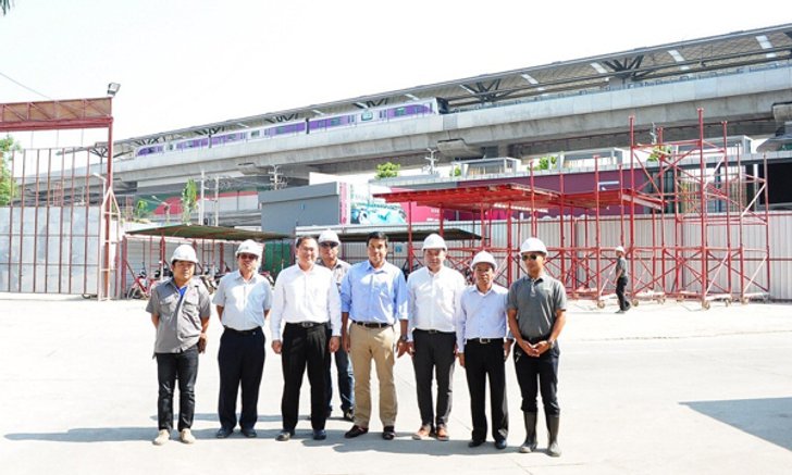 ชัชชาติ CEO Q House ลงตรวจคอนโดฯ ติด MRT สามแยกบางใหญ่ ที่พร้อมเปิดบริการในปีนี้