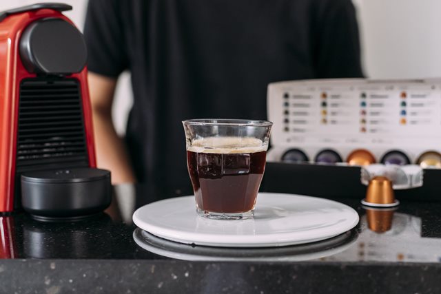 เพลิดเพลินไปกับสูตรชงกาแฟร้อนและวิธีชงกาแฟดำด้วย Nespresso Capsule