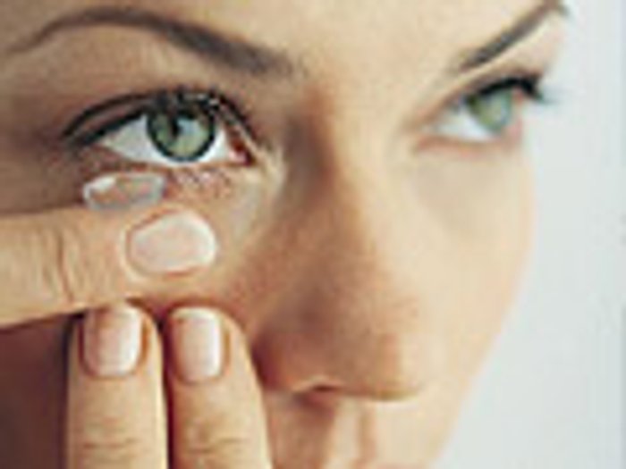 Contact Lens บอกนิสัยในตัวคุณ