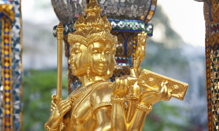 พลิกประวัติ "ศาลท้าวมหาพรหมเอราวัณ" สุดศักดิ์สิทธิ์
