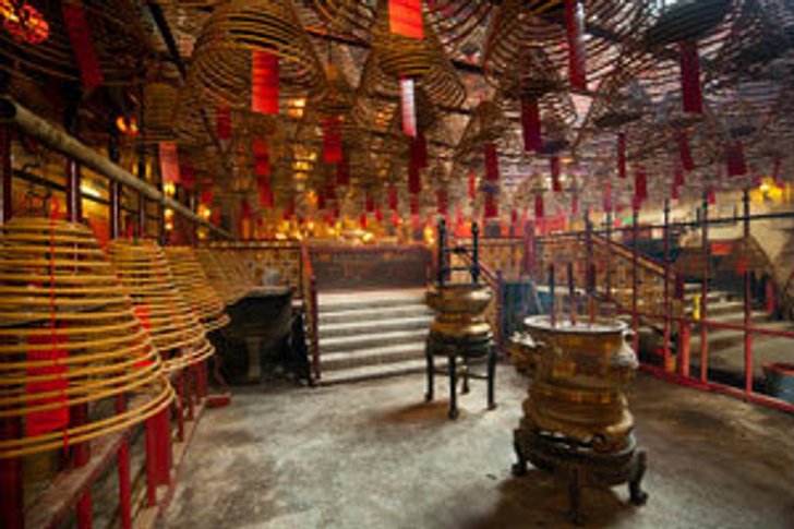 สุดยอด 10 บุญเสริมดวงที่ทำแล้วจะรุ่งเรืองทุกด้าน