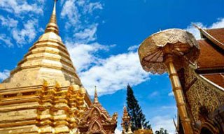 ไหว้พระธาตุประจำปีเกิดเสริมดวงปี 2561