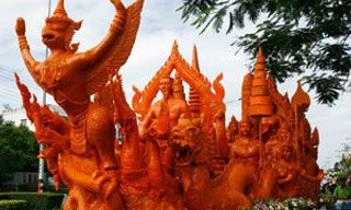 ถวายเทียนพรรษาได้อานิสงส์ทำให้มีตาทิพย์
