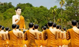 ทำบุญเสริมดวงในวันมาฆบูชา