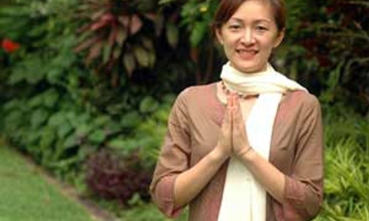 ทำบุญเสริมดวงชะตาวันปีใหม่ 2556