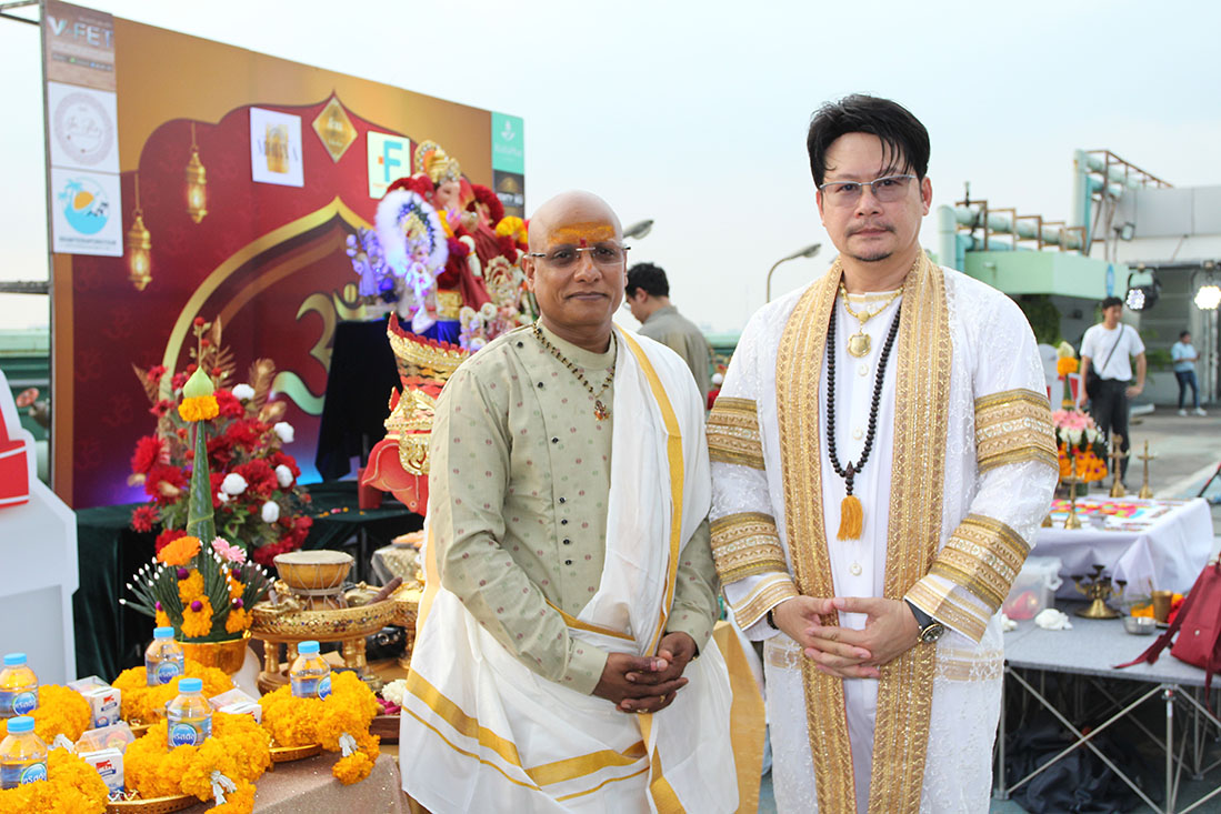 "หมอจุ๊บ" ร่วมกับ "Fortune Town" จัดพิธีขอพรพระพิฆเนศครั้งแรกในไทย ในเทศกาล “คเณศจตุรถี”