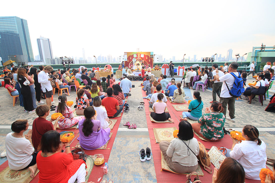 "หมอจุ๊บ" ร่วมกับ "Fortune Town" จัดพิธีขอพรพระพิฆเนศครั้งแรกในไทย ในเทศกาล “คเณศจตุรถี”