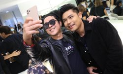 โจ๊ก So Cool เซลฟี่ "ฟลุ๊ค ไอน้ำ" ขอให้แฟนๆ รวมชื่อเพลงสองวง คอมเมนต์ฮามานับร้อย!