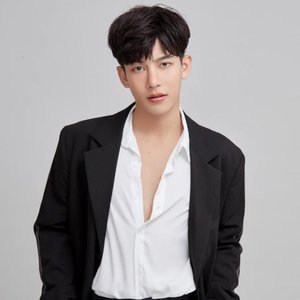 เต้ย อภิวัฒน์