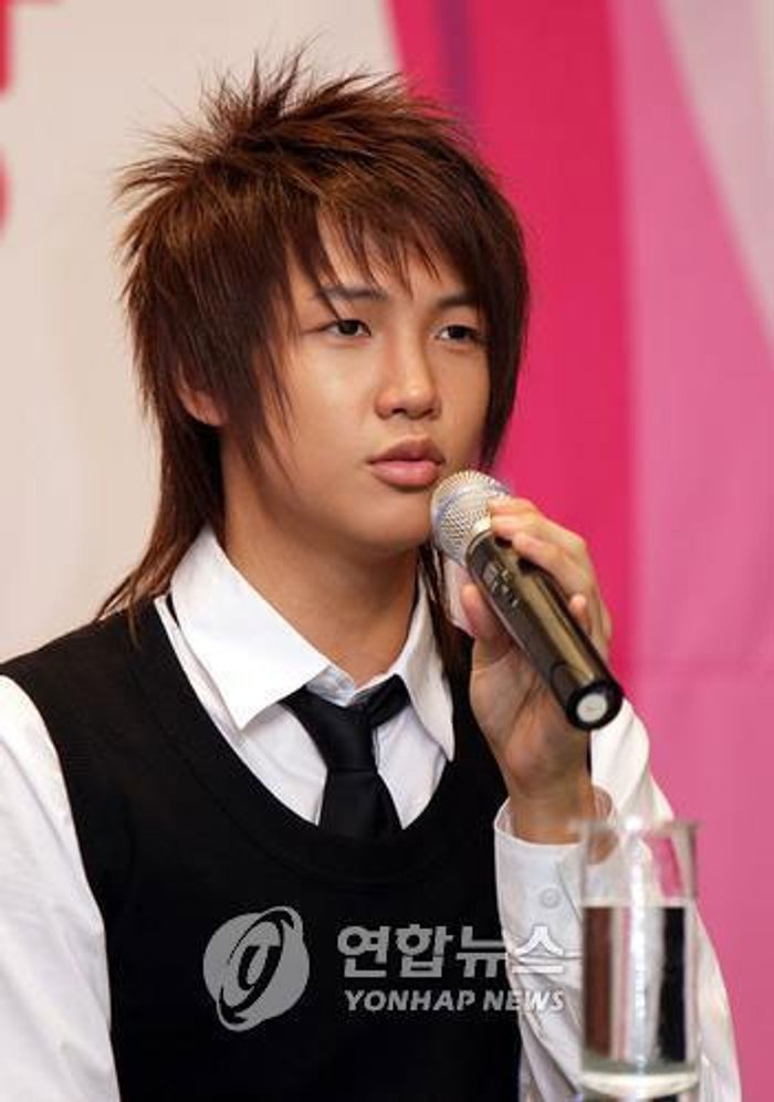 โอวอนบิน อดีต FTIsland หลั่งน้ำตาบนเวที ร่วมกับสมาชิกเป็นครั้งสุดท้าย