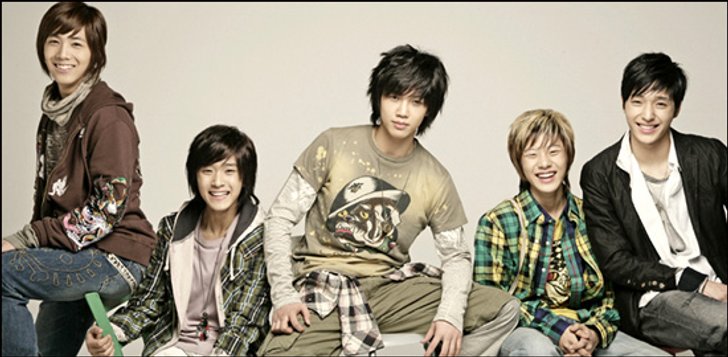 FT Island 5 หนุ่มจากเกาหลี กับคอนเสิร์ตเต็มรูปแบบในไทย