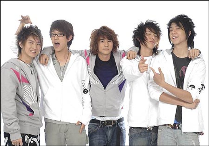 เต้นไร้ขีดจำกัด กับ Honda Icon Presents K-OTIC Dance Battle Concert