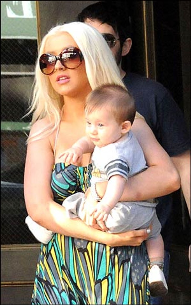 ชมโฉมคุณแม่ คริสติน่า อากีเลร่า กับลูกชายสุดเลิฟ!