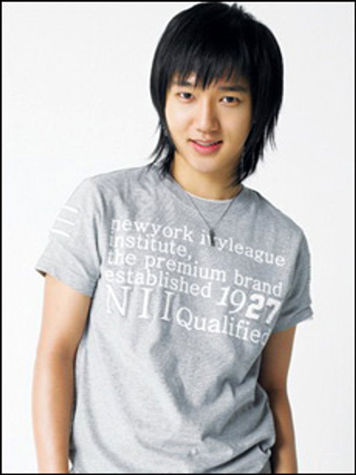 เยซอง - ซูเปอร์จูเนียร์ บาดเจ็บ ตกเวที !!