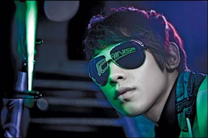 เรน ยอมปรับเนื้อ Rainism เวอร์ชั่นใหม่ ตามคำสั่งคุ้มครองเยาวชนเกาหลี