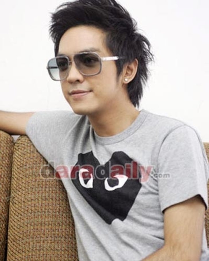 ดัง ปัด!! ยังไม่ย้ายรังขอทำงานให้ดีที่สุด