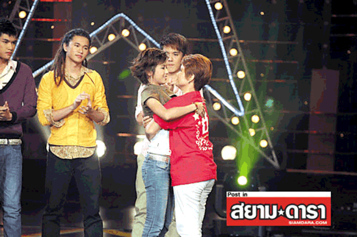 กองเชียร์อึ้ง กิ่ง ปิ๋ว เดอะ สตาร์