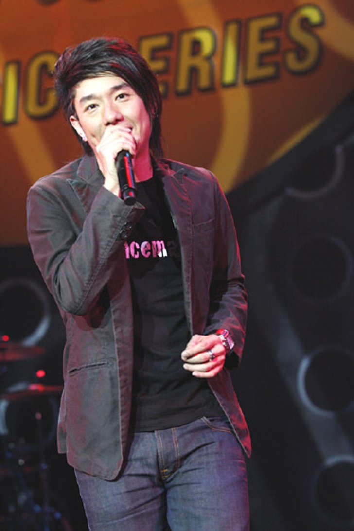 บอย พีซเมคเกอร์ โชว์ ไลฟ์ คอนเสิร์ต สุดมันส์ !!