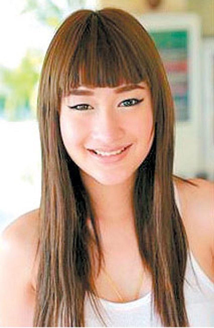 ตำรวจสืบพยาน พลอย จ่อเรียกรับทราบข้อกล่าวหา