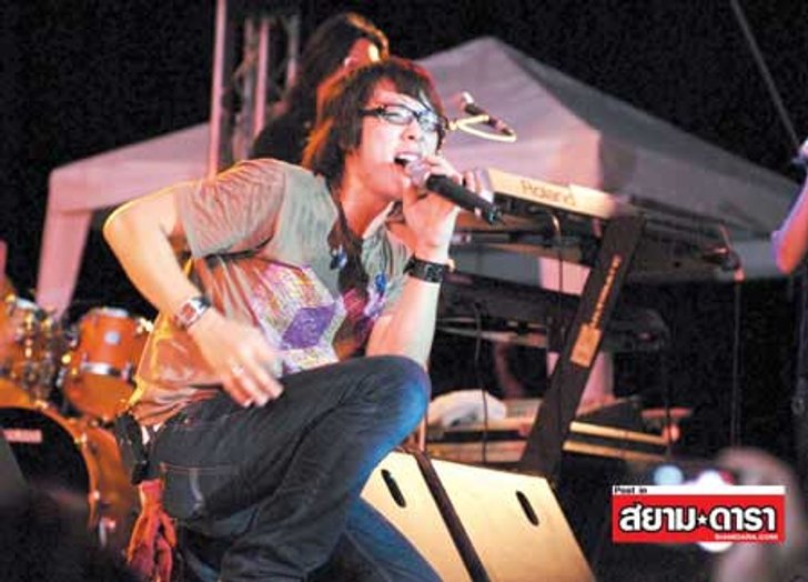 ชิวชิวอารมณ์...เคล้าแสงจันทร์-พื้นหญ้า! คอนเสิร์ต Divas In The Park @ Hua Hin