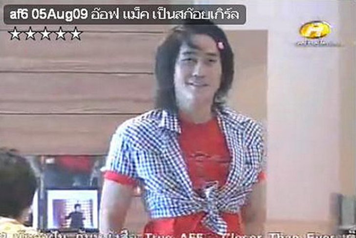อ๊อฟติดใจ แต่งหญิงแล้วรุ่ง