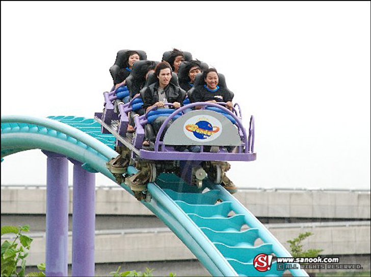 พายุ ชวน แฟนคลับ บุกสวนสนุก WONDER WORLD FUN PARK