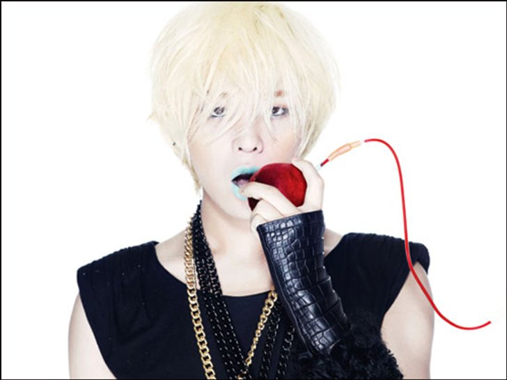 G-Dragon ส่ง Heartbreaker ระเบิดชาร์ตเพลง