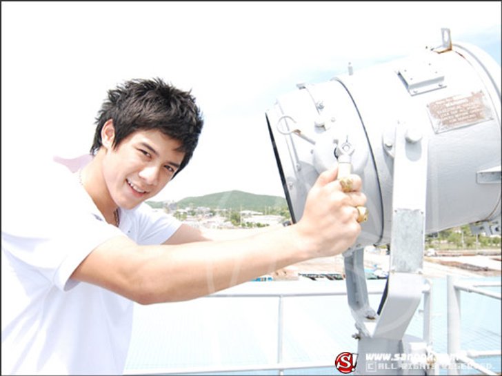 กาย-รัชชานนท์ ชวนแฟนคลับ มิท แอนด์ กรี๊ด ชมเมือง สัตหีบ