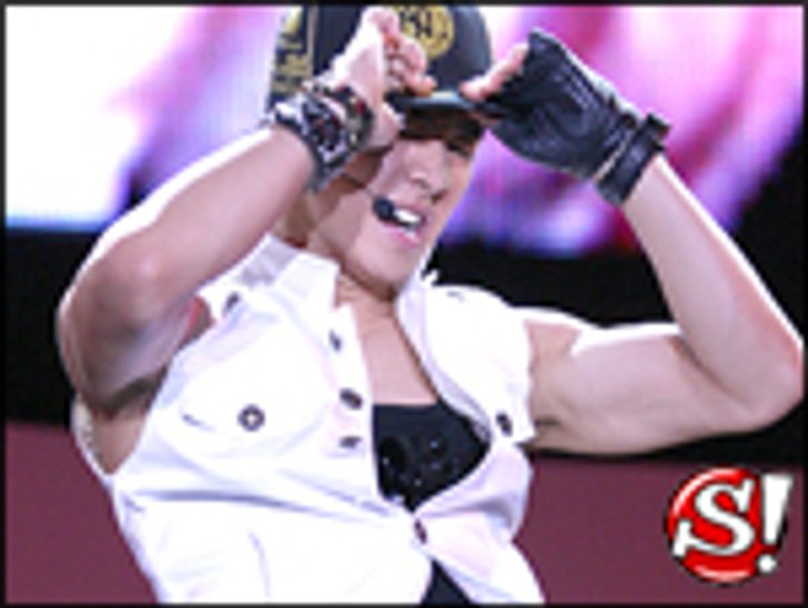 AJ @ POP Music Awards 2009