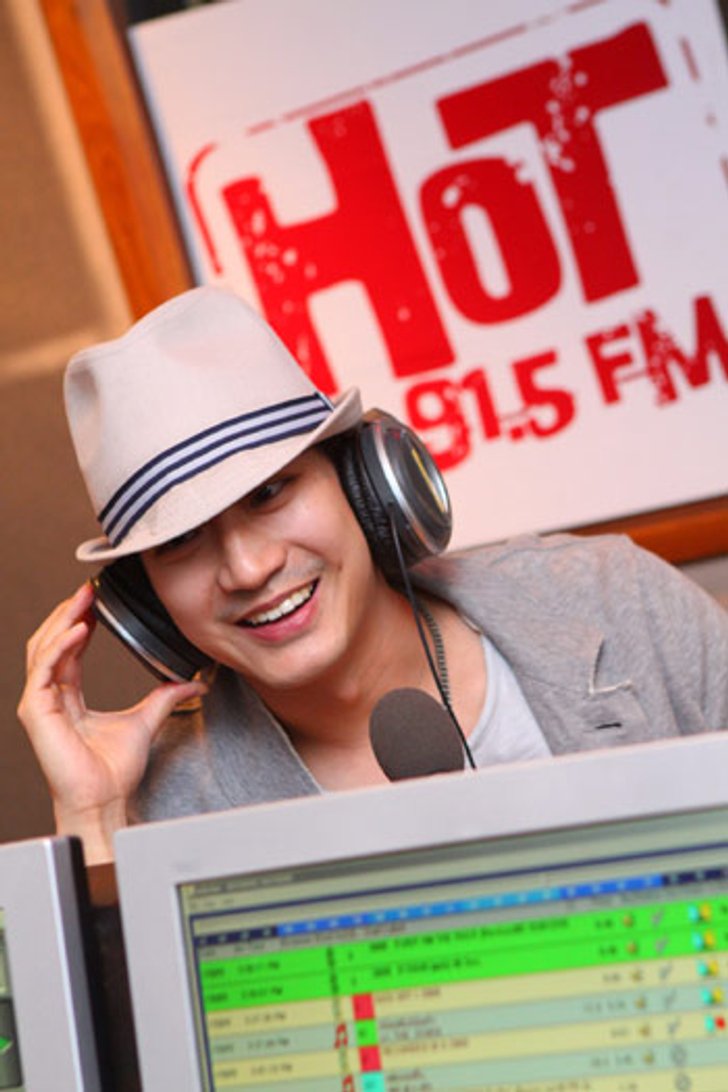 เป็นคุณหมอเนี้ยบๆ ร้องเพลงหวานๆ ก็อยากแดนซ์กับเขาเป็นเหมือนกัน
