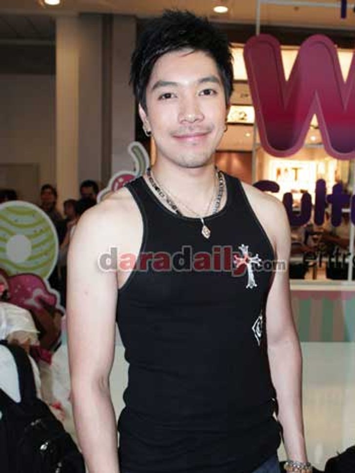 ก้อง พัฒนารักคืบ น้ำชา รู้ใจไม่งอแง