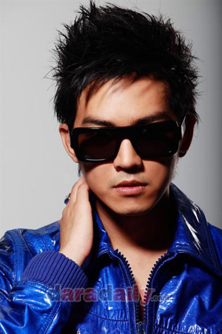 ดัง พันกร นั่งแท่นผู้บริหารค่ายเพลงใหม่ แต่ไม่ทิ้งเบื้องหน้า