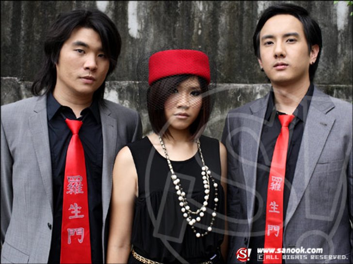 วรรณสิงห์ วางปากกา หันทำวงดนตรี ราโชมอน
แจ๊สร็อค ทางเลือกใหม่ของคนฟังเพลง