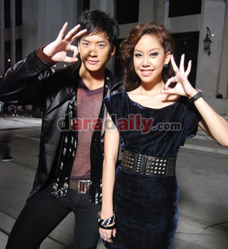 บี้ กล่อม แอริน แดนซ์กระจายใน It's alright