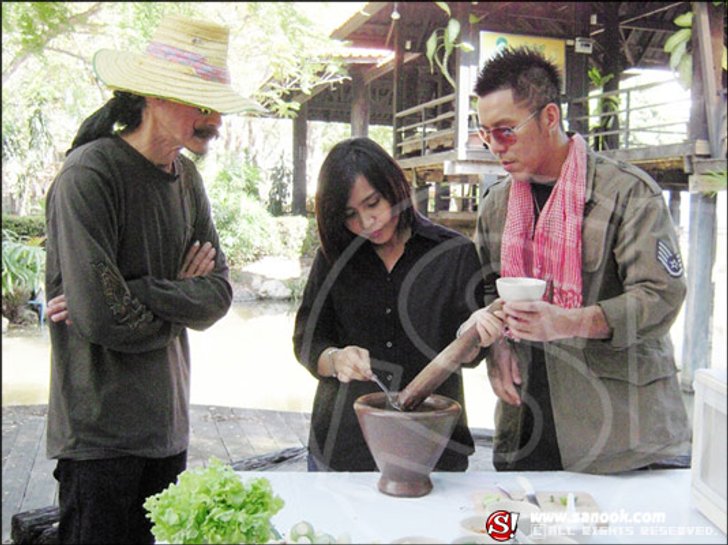 ปาน ขอโชว์เมนูเด็ด น้ำพริกกุ้งเสียบ คาราบาว สวมวิญญาณ แม่ช้อย ขอชิม