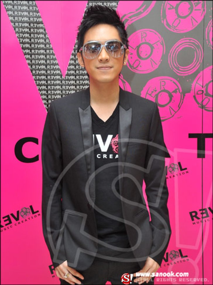 ดัง พันกร เตรียมมาเซอร์ไพร้ส์แฟนๆ