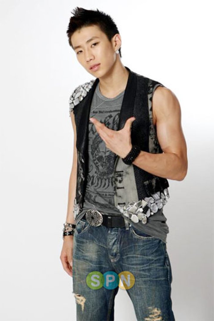 อวสาน พัคแจบอม แฟนคลับใจสลาย 2PM ไม่มีวันได้เป็น 7 คนอีกตลอดกาล