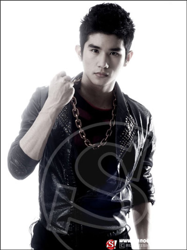 ด่วน คอนเสิร์ต กามิกาเซ่ เวฟ 2010 เลื่อนจัดเหตุไม่ปรกติ