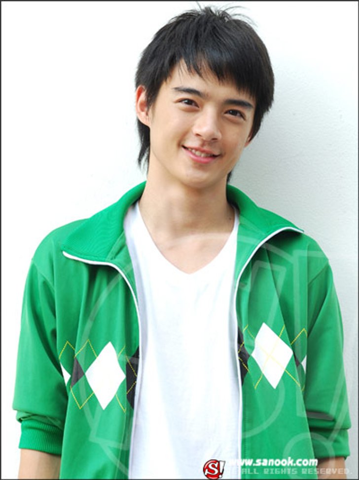 ป๊อป ม.3 ปี 4 พลิกบทบาทนักแสดง ขอตามฝัน!! ประเดิมฝึกร้องเพลง ก้าวสู่ศิลปิน