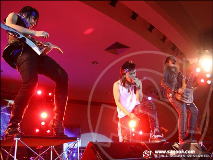 บอดี้สแลม-เรทโทรสเปค บุกซี้ด!! ถึงโคราช ใส่ลีลาร็อค-เดือดสุดขั้ว